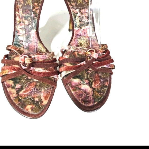 Carlos Santana 8.5 M Prowler Velvet Open Toe Sling Back Gold Heels Sandals - Picture 6 of 14